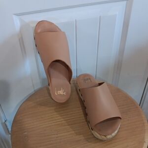 Beek MONARCH Leather Uppers & Innersole Clog w Rubber Outsole